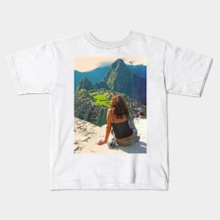 A Beauty looking at the Beauty Kids T-Shirt